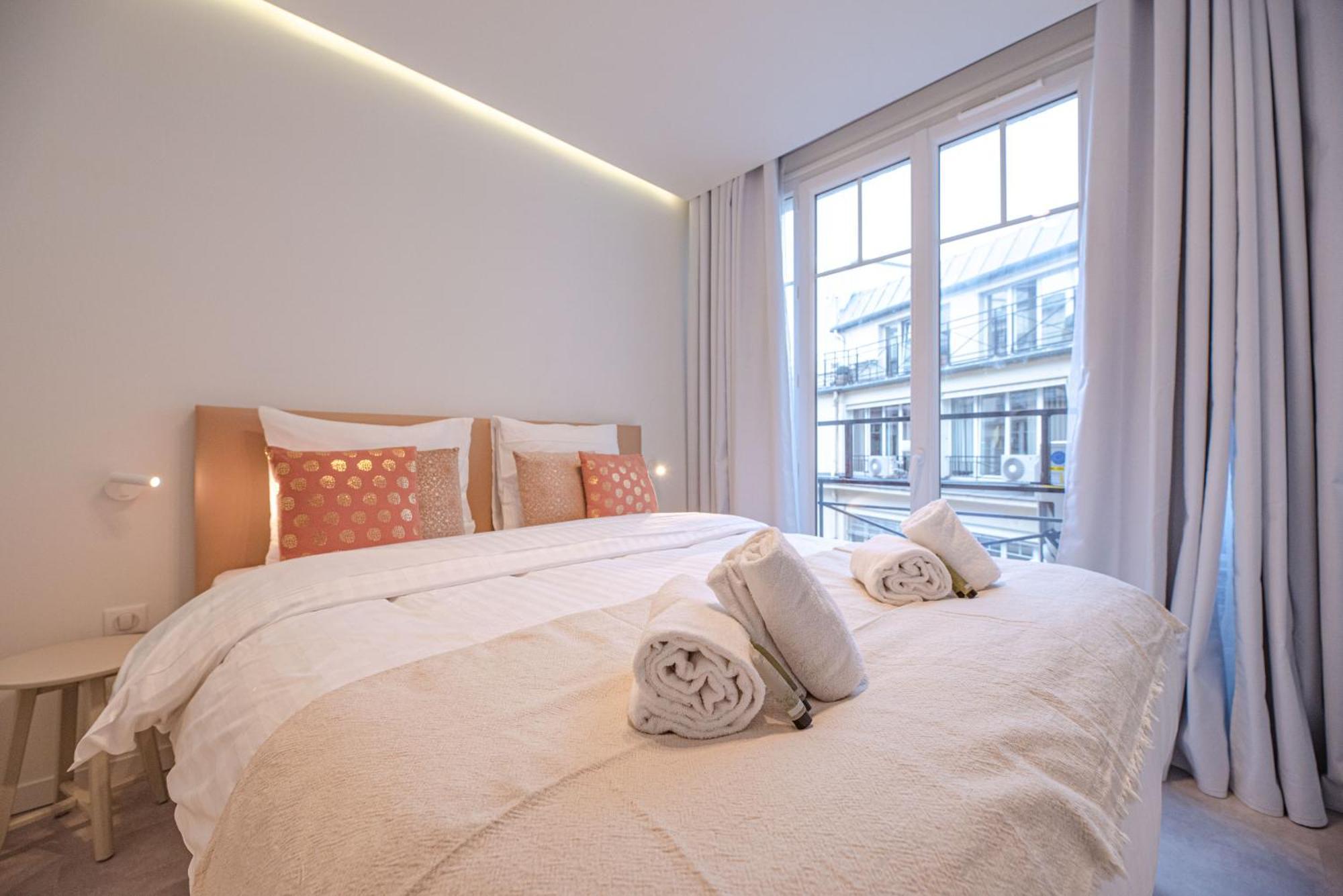 Cia - 2br Madeleine Champs Elysees Apartment Paris